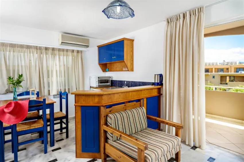 Matzi Studios & Apartments 2*-16