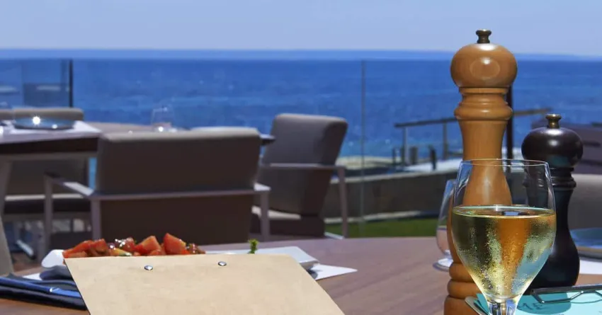 Melia South Beach 4*-345