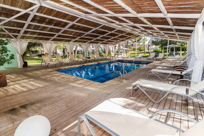 Zafiro Alzinar Mar 4*-20