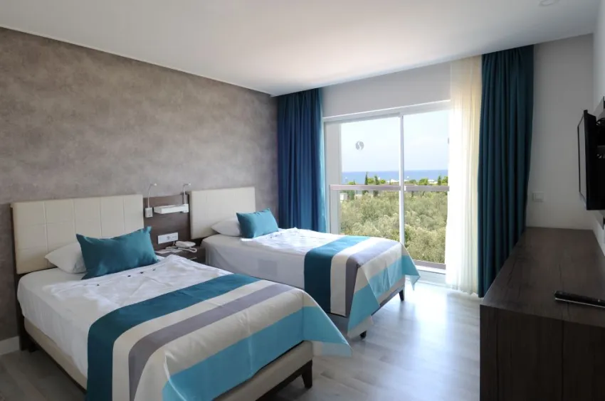 LONICERA WEST HOTEL  4*-14