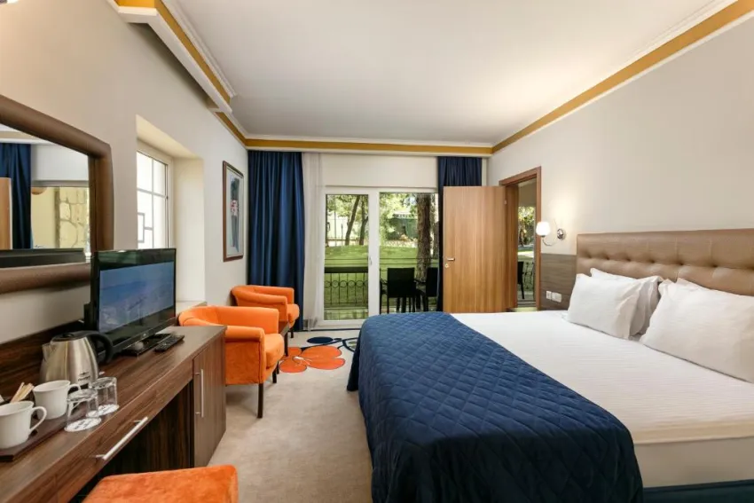 SENSITIVE PREMIUM RESORT & SPA HOTEL  5*-9