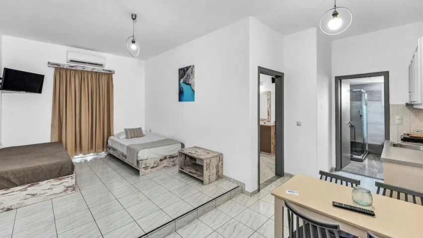 Erato Hotel Gournes 3*-7