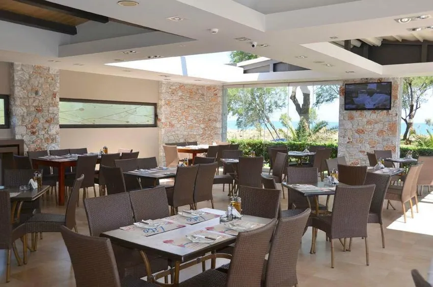 LITO BEACH HOTEL 3*-4