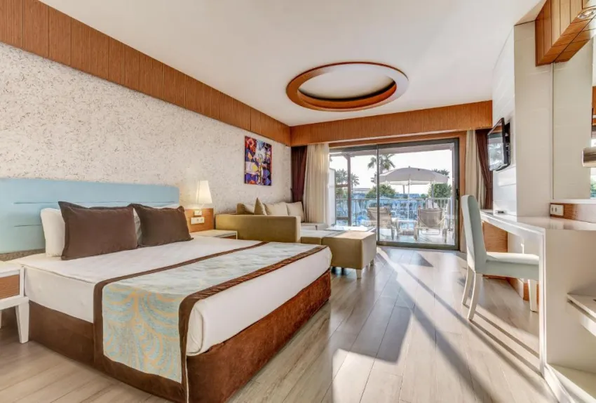 MAGIC LIFE JACARANDA  5*-21