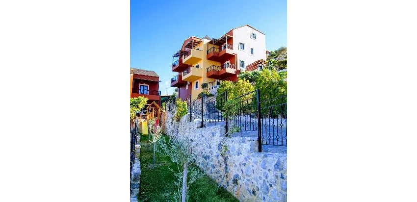 Ippoliti Village 3*-8