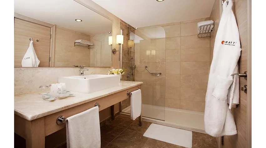 MARTI MYRA HOTEL  5*-12