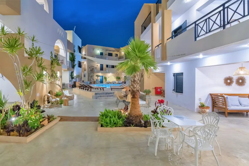 Nami Hotel & Suites 4*-2