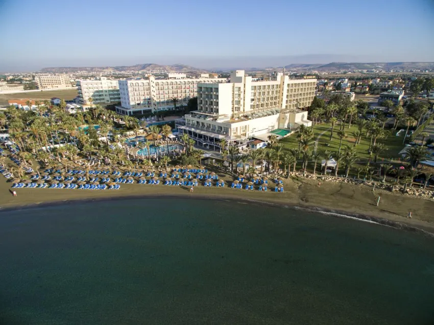 Golden Bay Beach 5*-6