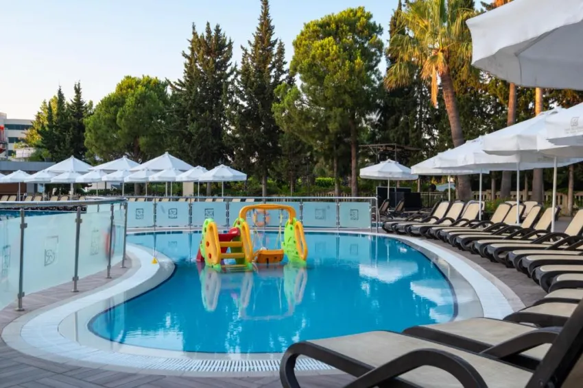 FAME RESIDENCE GOYNUK  4*-68