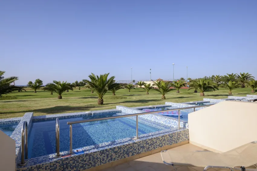 Vantaris Palace 4*-41