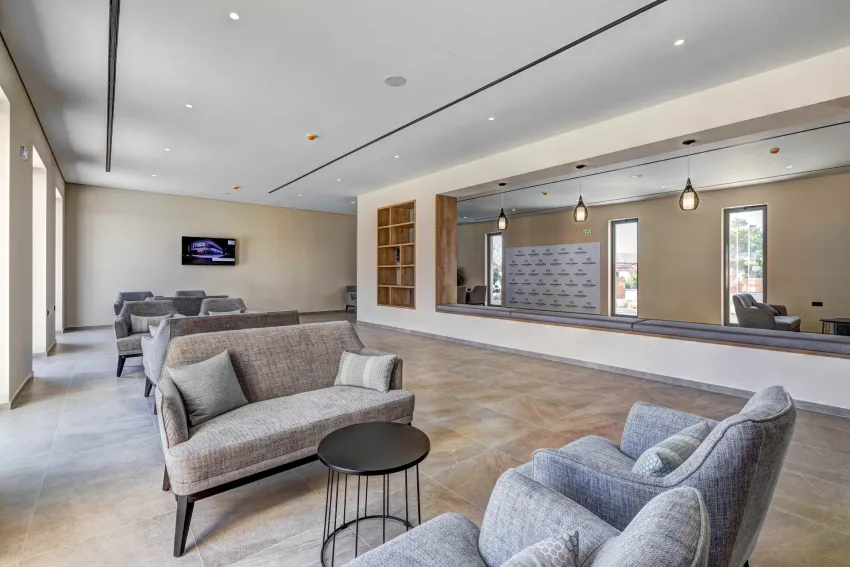 White Olive Elite Laganas 5*-6