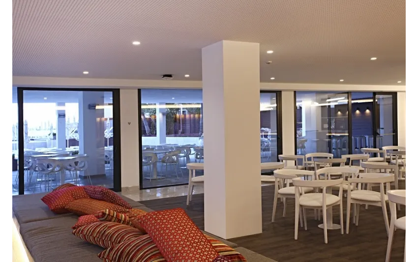 Iberostar Waves Cala Millor 4*-17