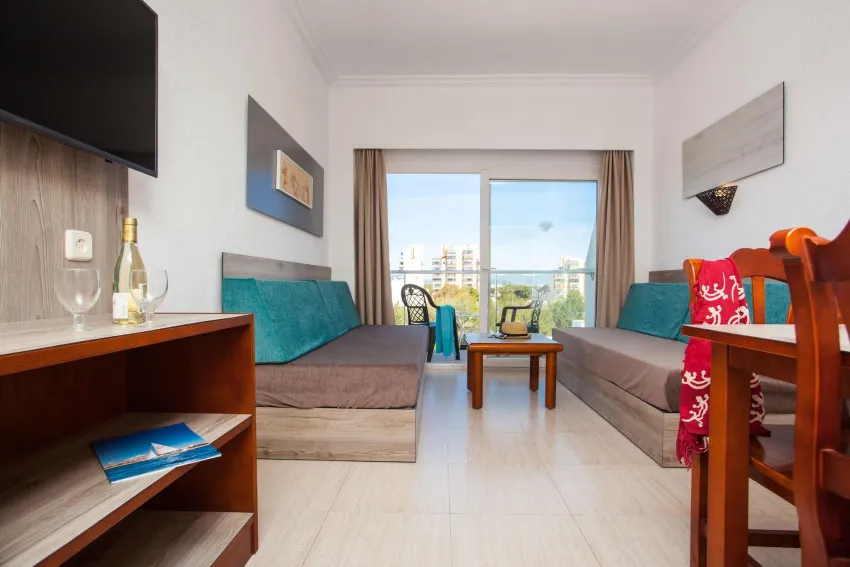 Ben Hur Apartamentos -104