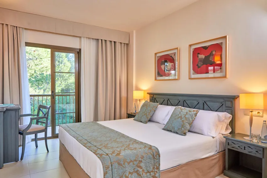 Zafiro Cala Mesquida 4*-24