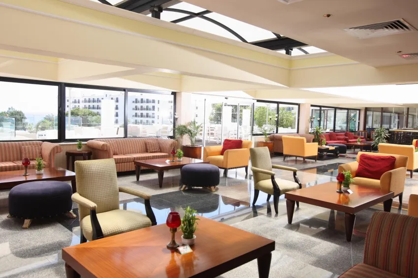 Odessa Hotel 4*-5