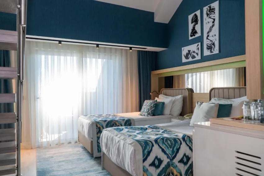 ROYAL WINGS HOTEL  5*-11