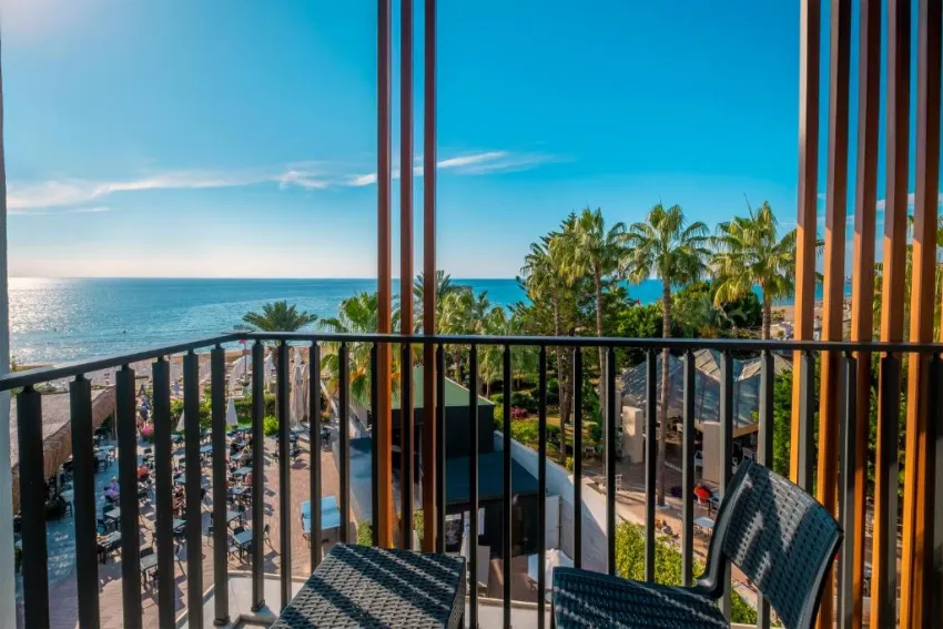 THE RAGA SIDE (ADULT ONLY 16+)  5*-2