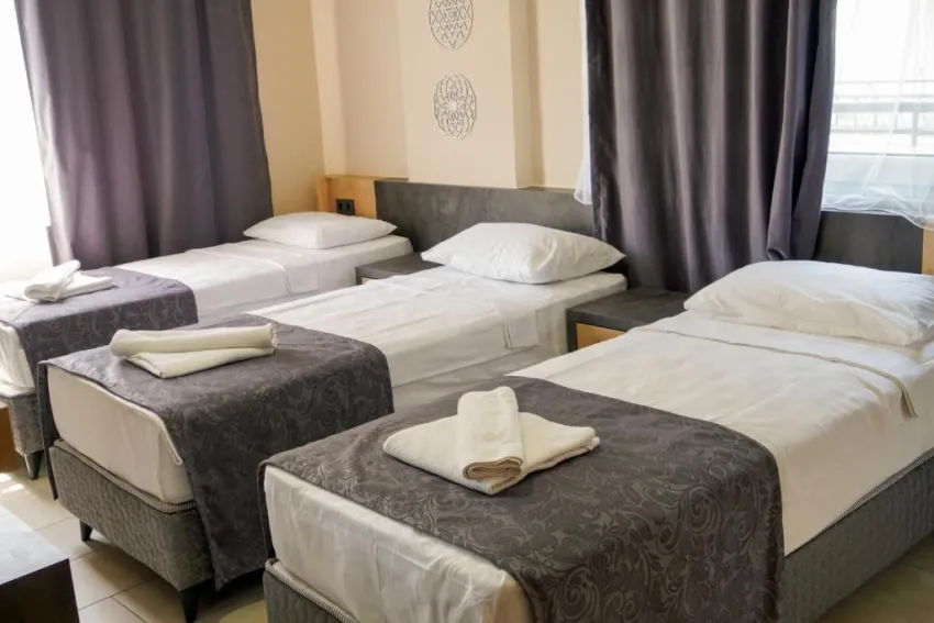 ANNA QUEEN HOTEL  2*-10