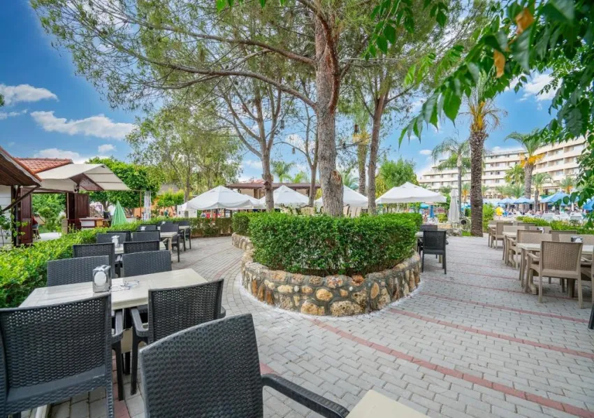 ARMAS PEMAR BEACH (EX. PEMAR BEACH)  5*-26