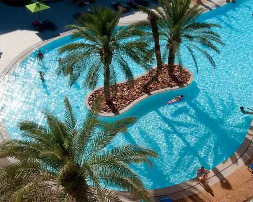 ROSA BEACH THALASSO & SPA  4*-45