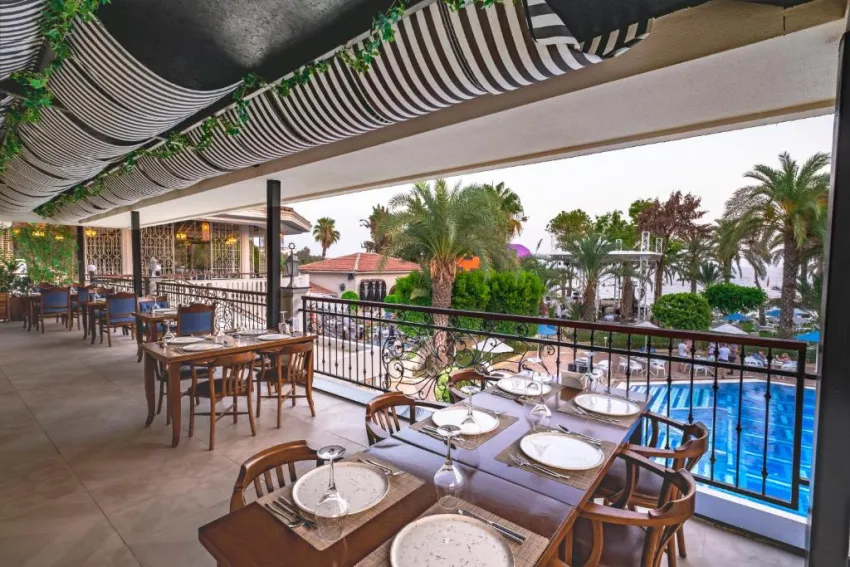 UTOPIA RESORT & RESIDENCE  5*-35