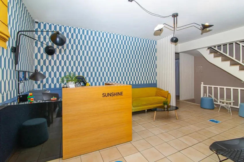 Sunshine Studios 2*-8