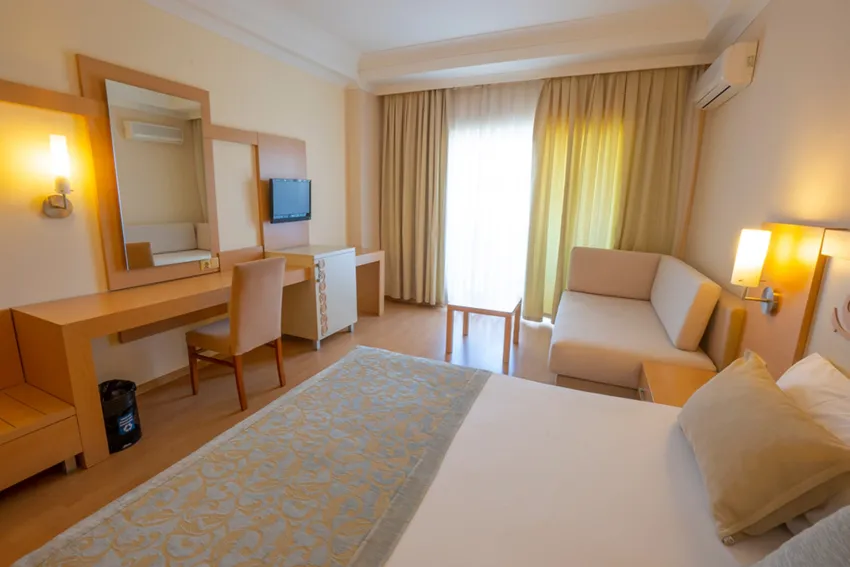 Titan Select Hotel 5*-9