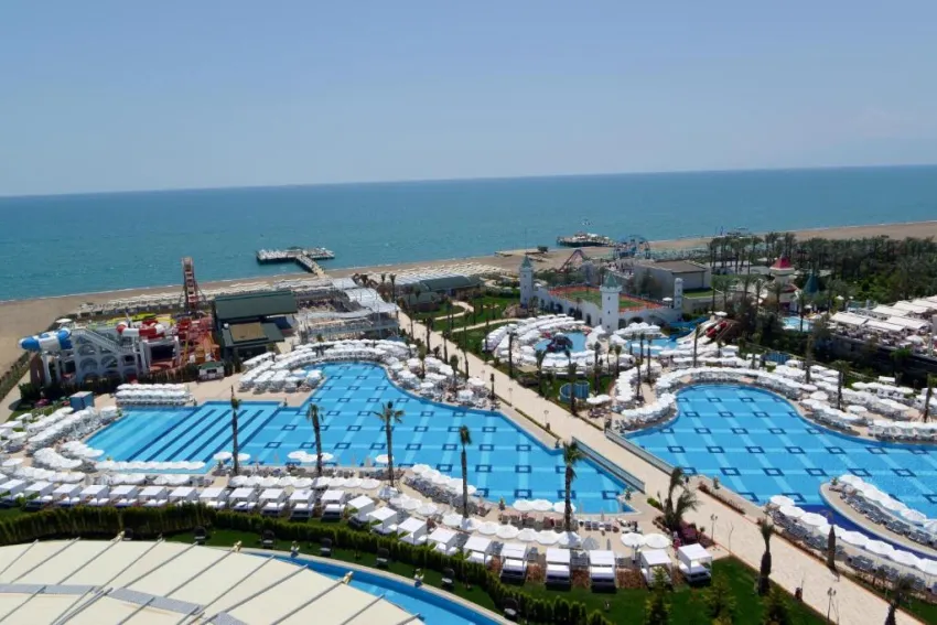 DELPHIN IMPERIAL  5*-7