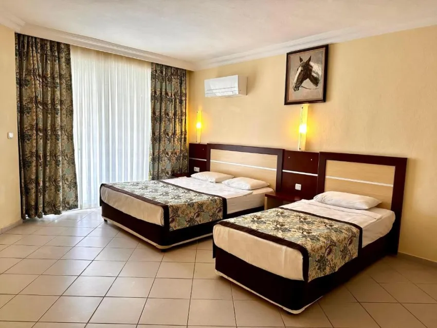 Blue Wave Suite Hotel 4*-37