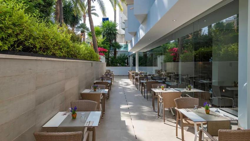 Globales Panamá Adults only 4*-28