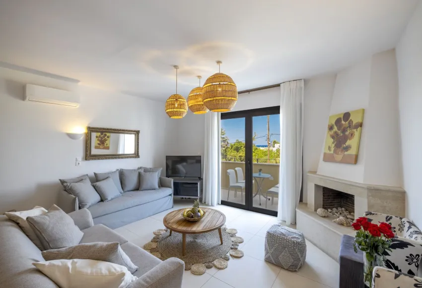 La Stella Suites 4*-16