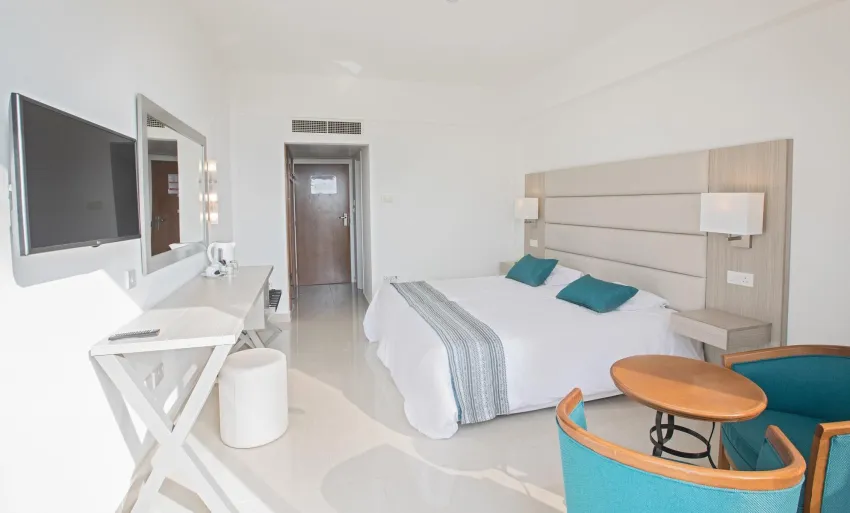 Anmaria Beach Hotel 4*-4