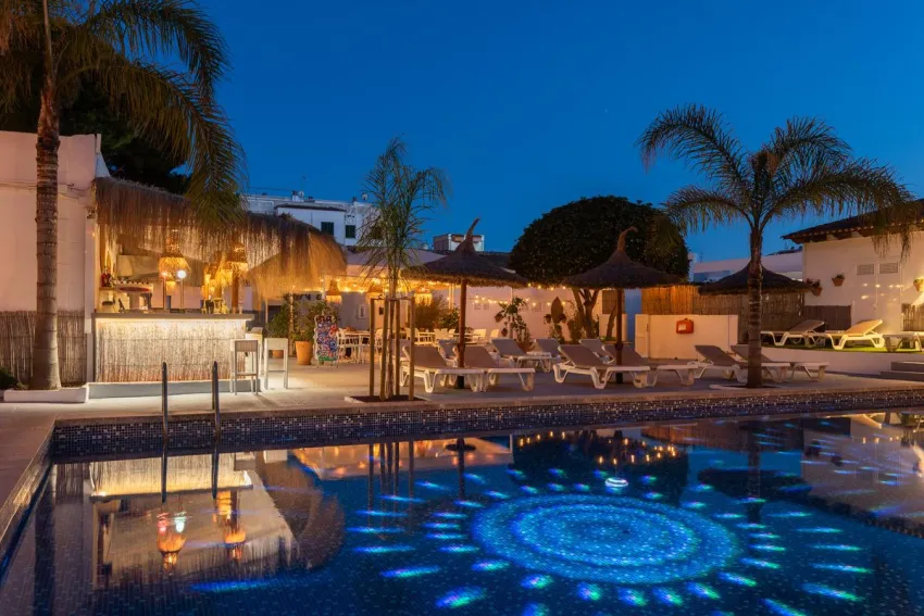 Chevy Hotel & Suites 3*-24