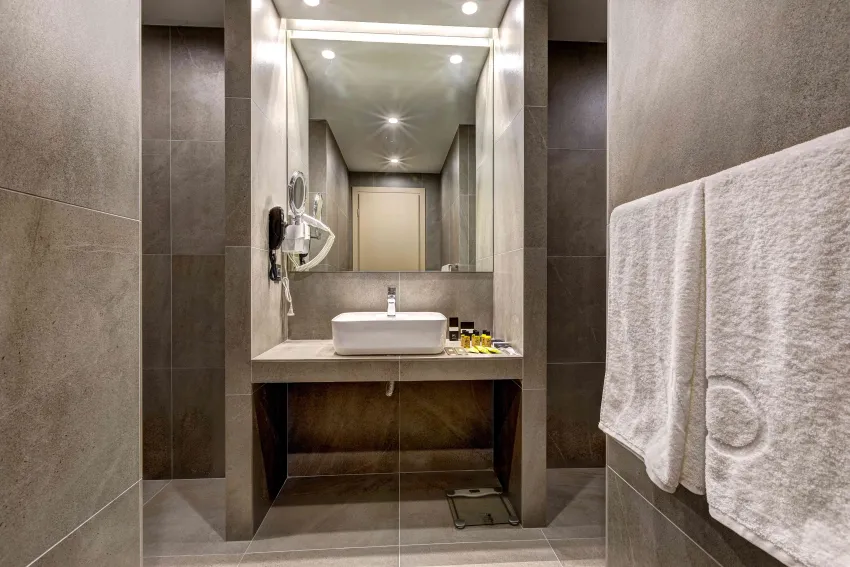 White Olive Elite Laganas 5*-18