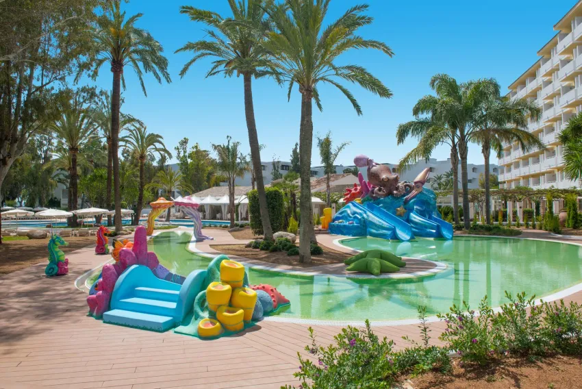 Iberostar Waves Ciudad Blanca 4*-5