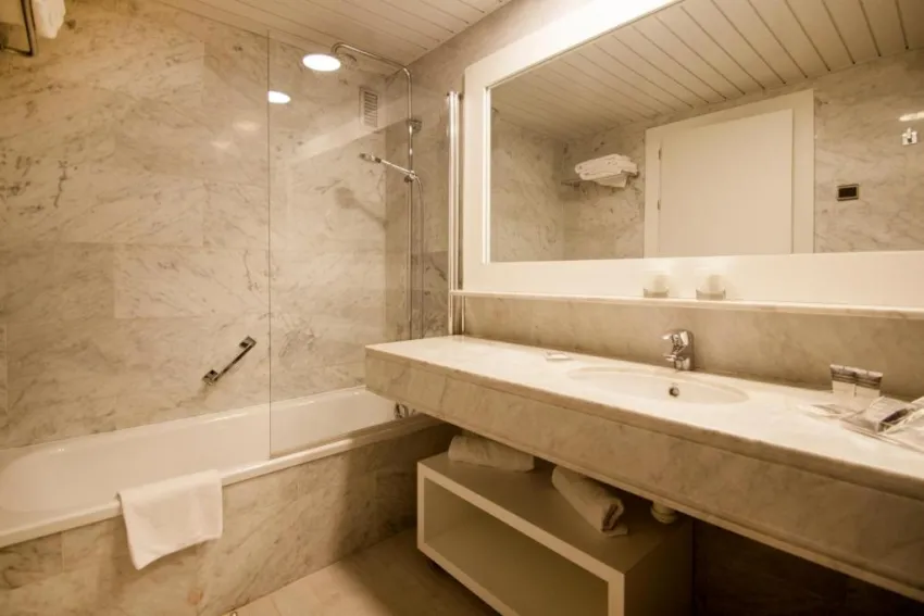 Catalonia Del Mar 4*-42