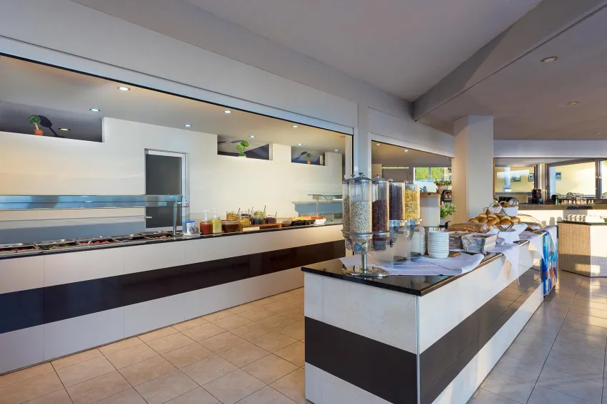 Memphis Beach Hotel 3*-8