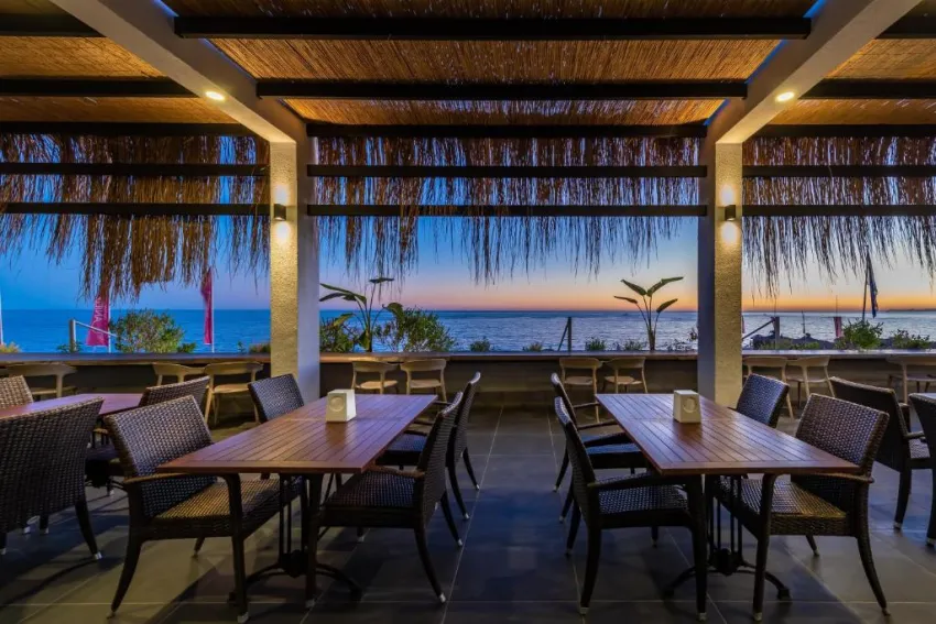 WHITE CITY RESORT & SPA HOTEL  5*-21