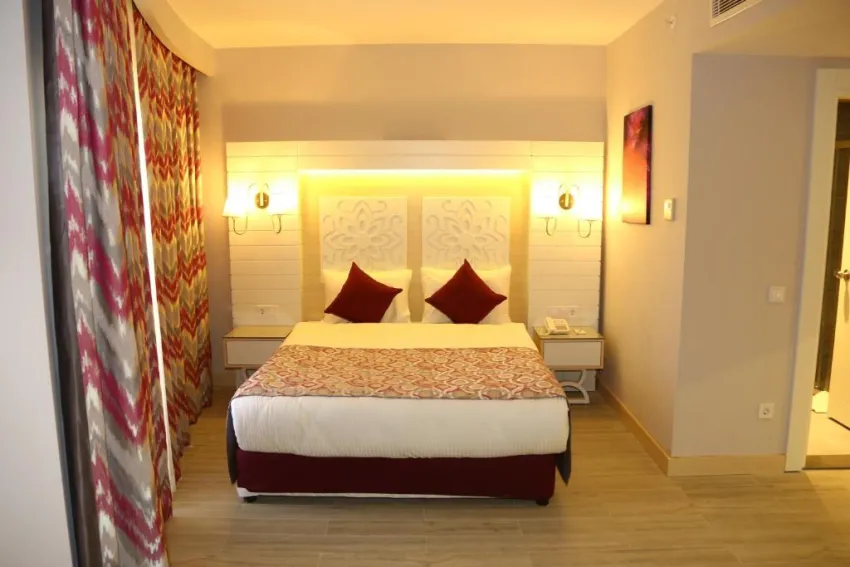 SUNMELIA BEACH RESORT HOTEL & SPA  5*-4
