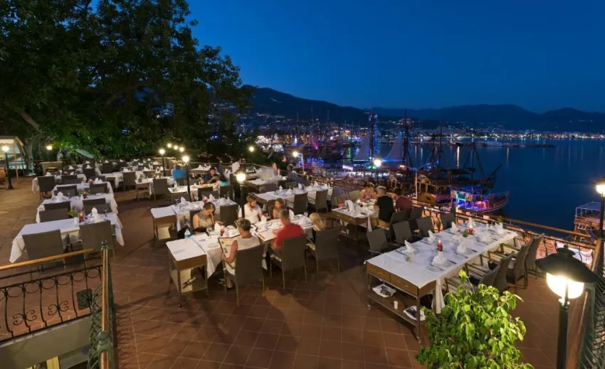 KAPTAN HOTEL  3*-18