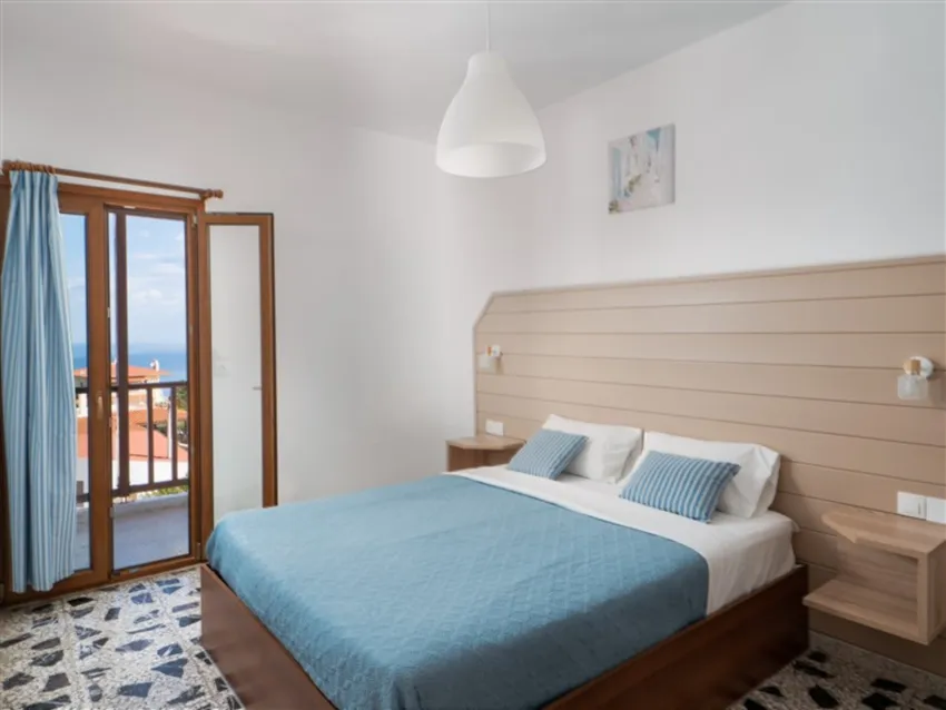 Spiros - Soula Family Hotel and Apts 1*-9