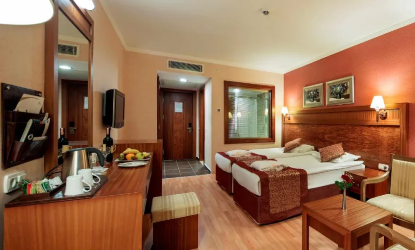 ALBA ROYAL HOTEL (ADULTS ONLY 16+)  5*-6