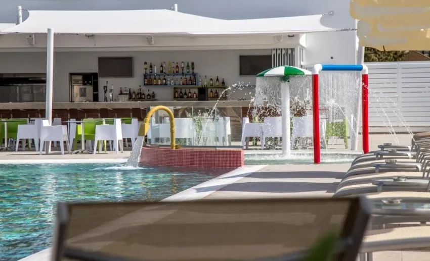 Nicholas Color Hotel 3*-2