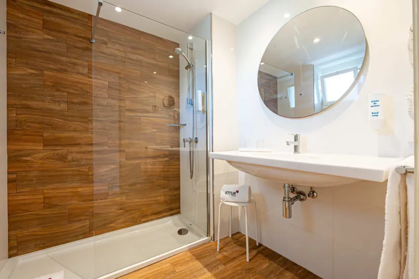 Intelier Rosella 4*-5