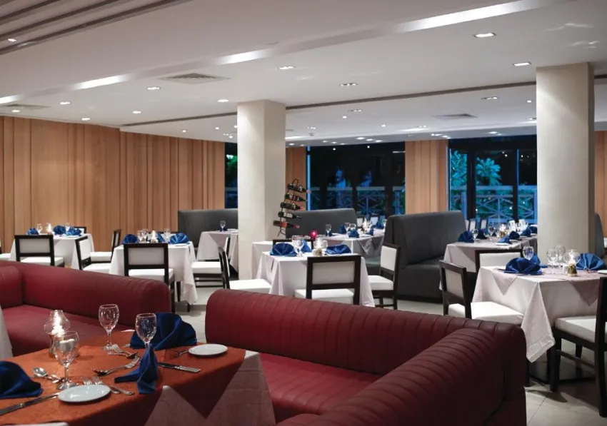 CORAL SEA AQUA CLUB  4*-23