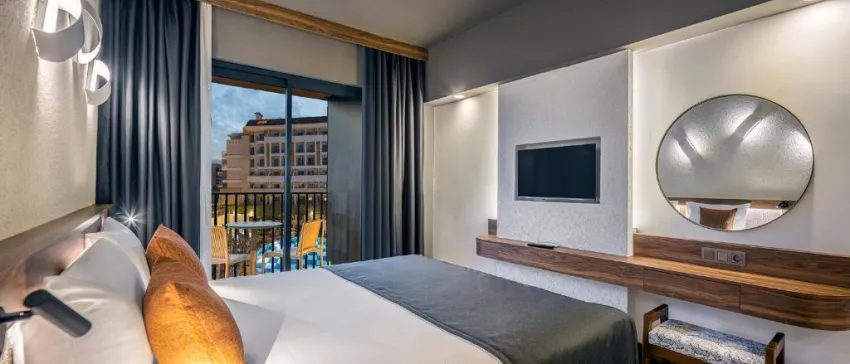 KAIA CORACESIUM  4*-59