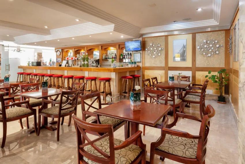 Amoros Hotel 3*-35