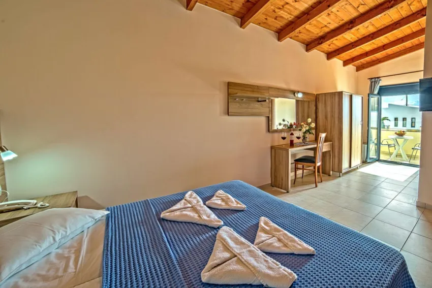 Blue Aegean Hotel and Suites 4*-5