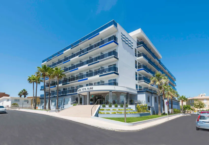 Vista Park Hotel & Apartments 3*-1