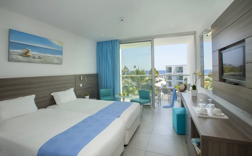 Limanaki Beach Hotel & Suites 4*-11